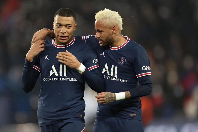 克罗斯领跑本赛季五大联赛长传成功率排行榜